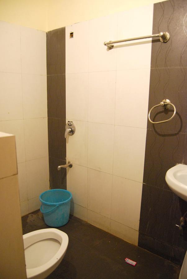 Hotel Kk Residency Chandīgarh Buitenkant foto